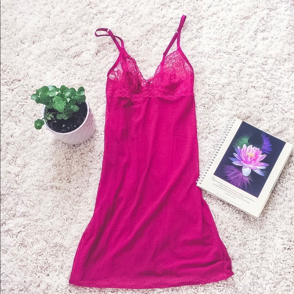 La Perla raspberry color chemise lace cup 2